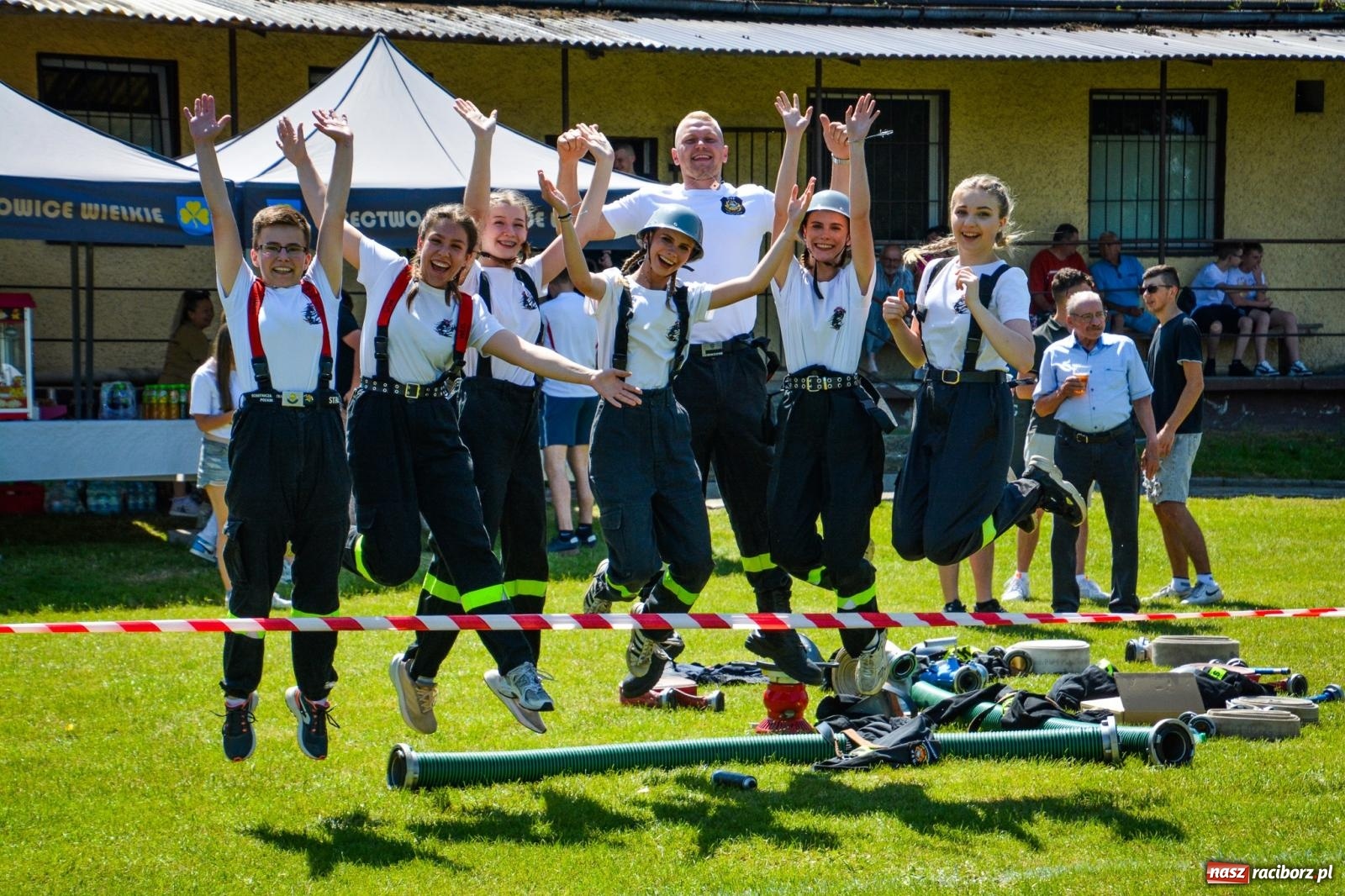 Zdjęcie w galerii na portalu naszraciborz.pl: Cztery puchary w koronie OSP Samborowice i rekord w ćwiczeniu bojowym wiadomości z regionu