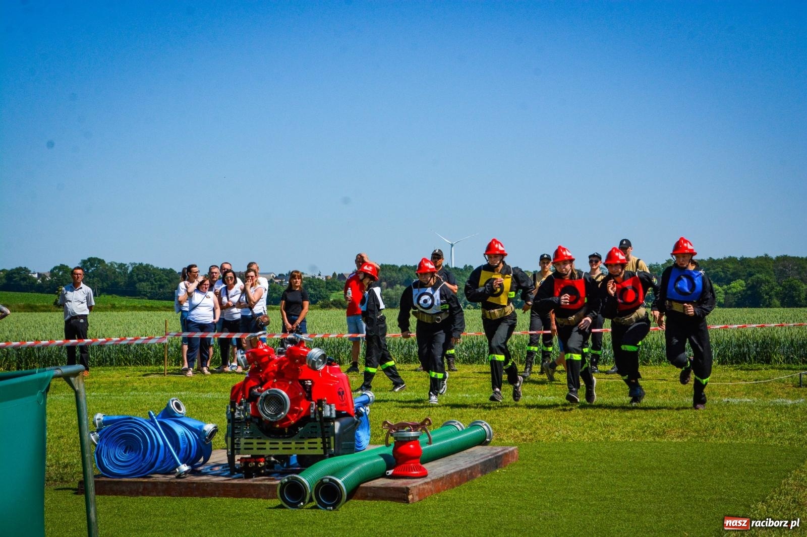 Zdjęcie w galerii na portalu naszraciborz.pl: Cztery puchary w koronie OSP Samborowice i rekord w ćwiczeniu bojowym wiadomości z regionu