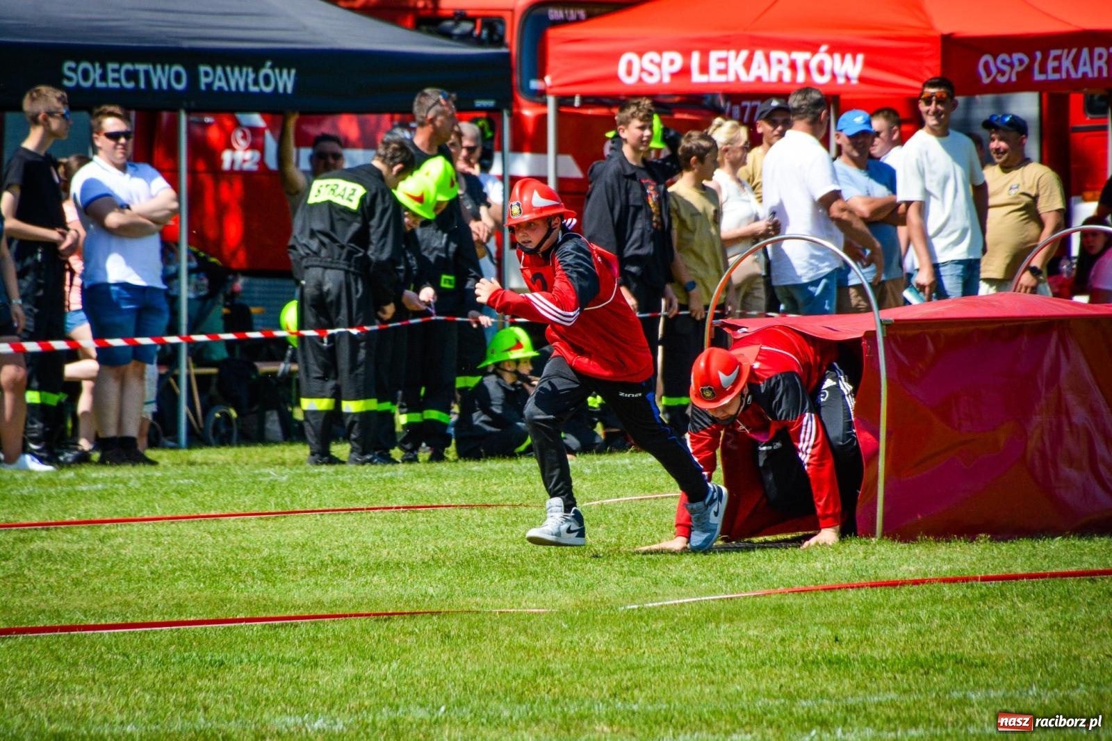 Zdjęcie w galerii na portalu naszraciborz.pl: Cztery puchary w koronie OSP Samborowice i rekord w ćwiczeniu bojowym wiadomości z regionu