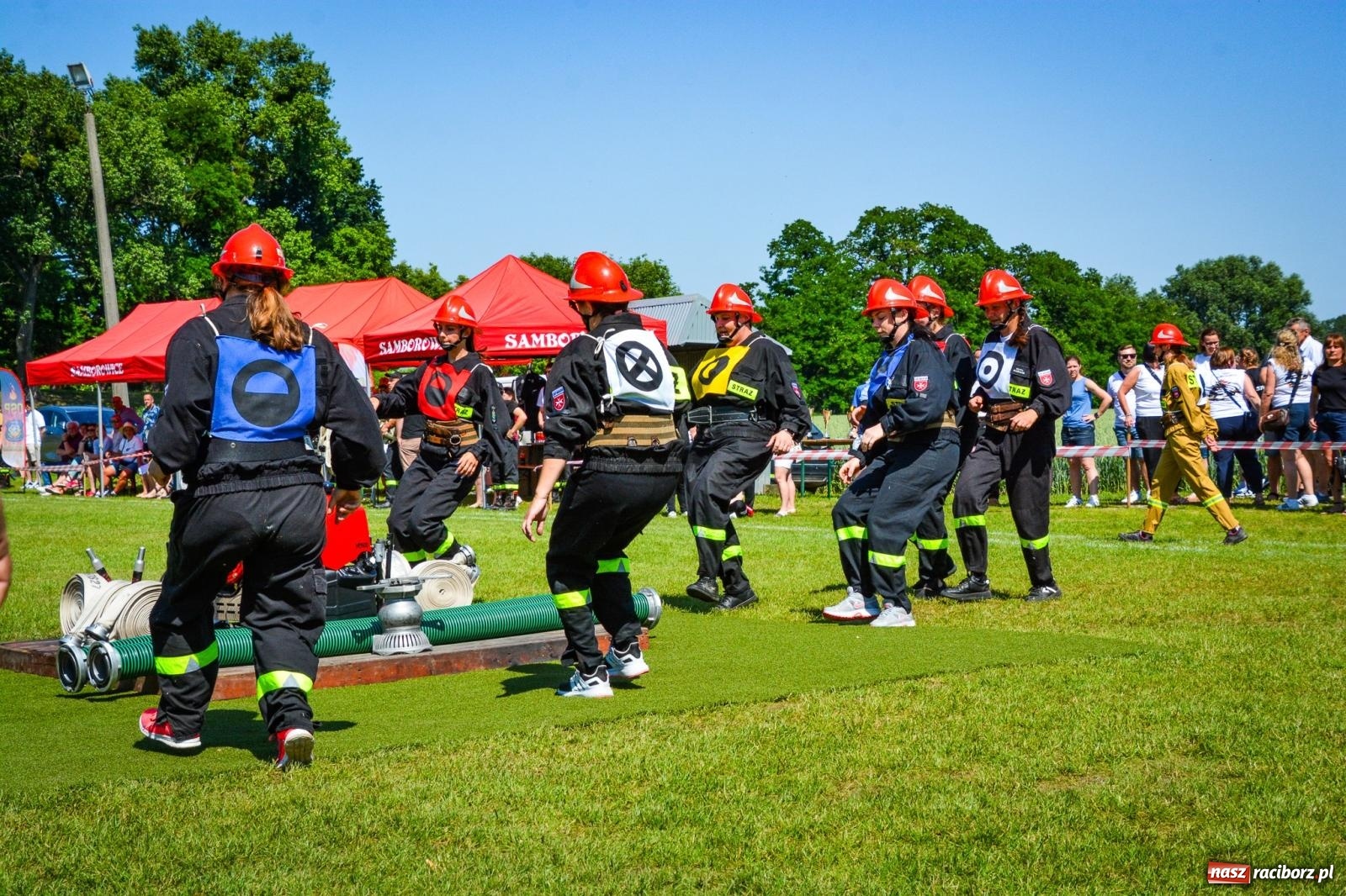 Zdjęcie w galerii na portalu naszraciborz.pl: Cztery puchary w koronie OSP Samborowice i rekord w ćwiczeniu bojowym wiadomości z regionu
