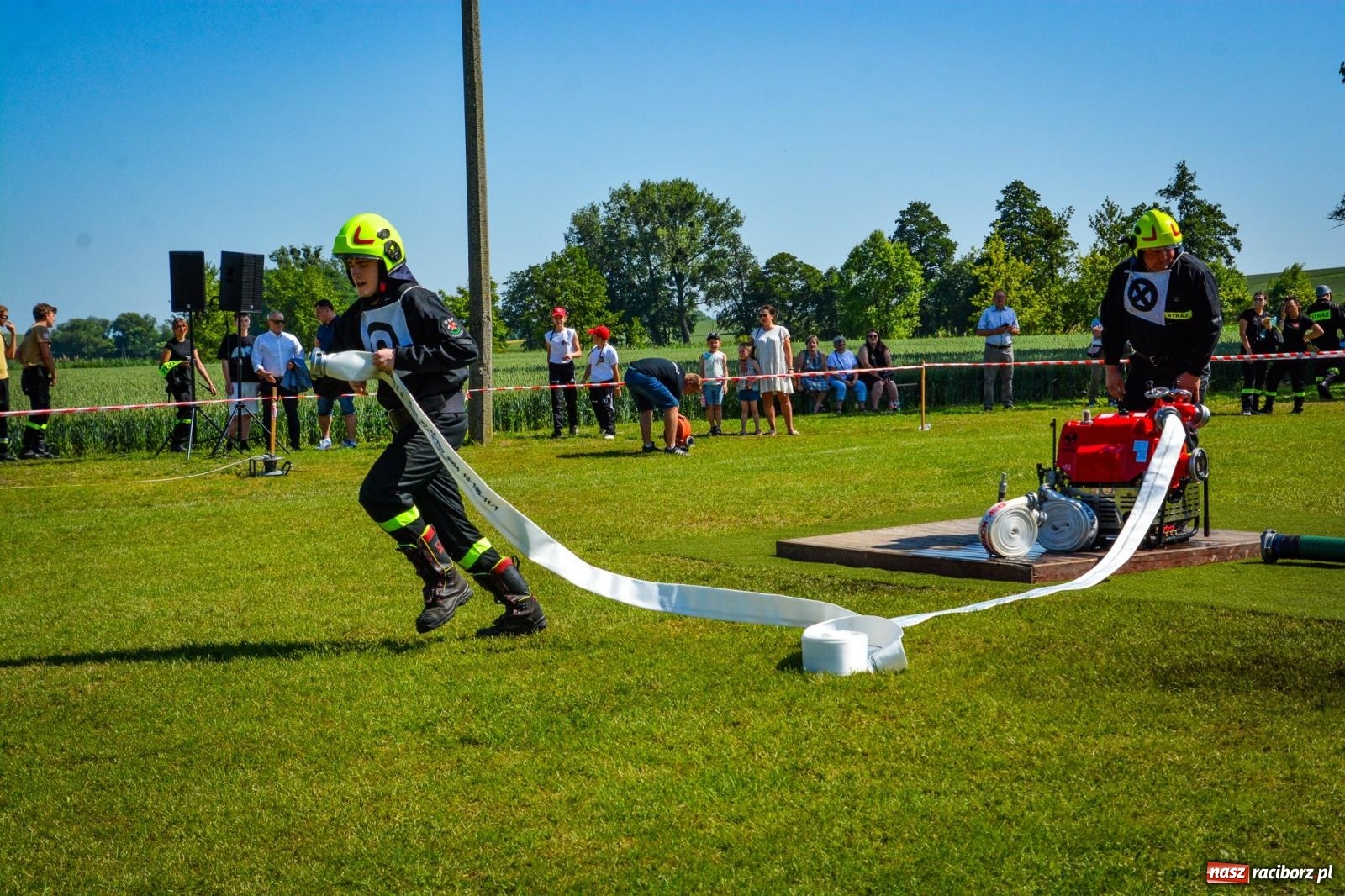 Zdjęcie w galerii na portalu naszraciborz.pl: Cztery puchary w koronie OSP Samborowice i rekord w ćwiczeniu bojowym wiadomości z regionu