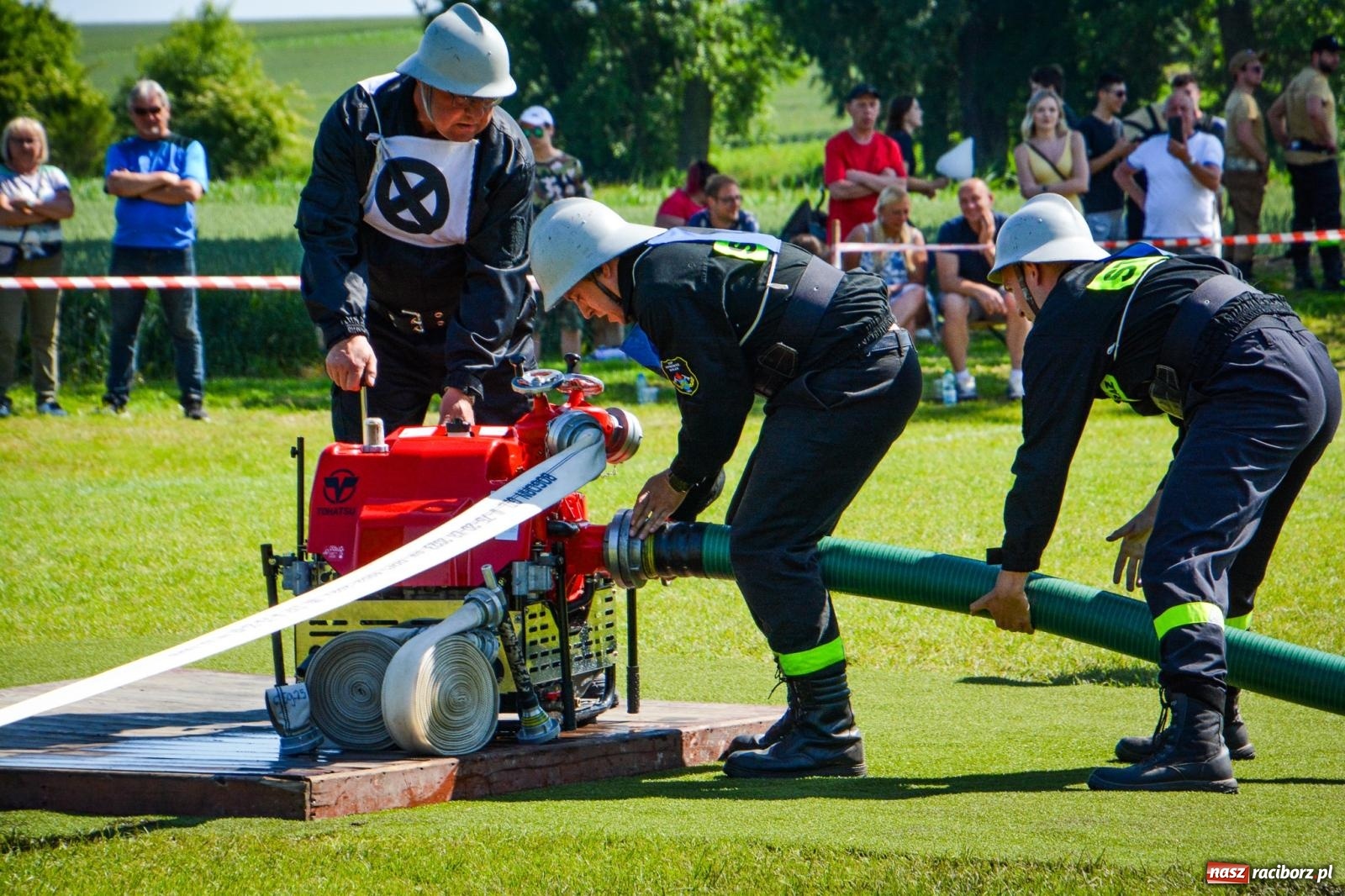 Zdjęcie w galerii na portalu naszraciborz.pl: Cztery puchary w koronie OSP Samborowice i rekord w ćwiczeniu bojowym wiadomości z regionu