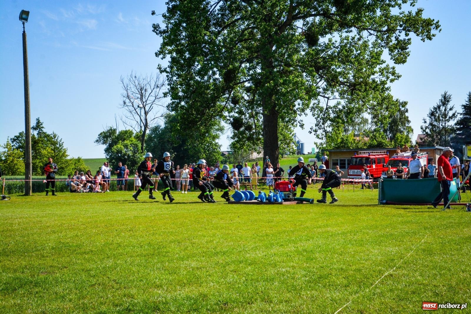 Zdjęcie w galerii na portalu naszraciborz.pl: Cztery puchary w koronie OSP Samborowice i rekord w ćwiczeniu bojowym wiadomości z regionu