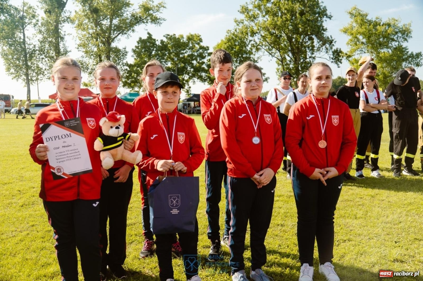 Zdjęcie w galerii na portalu naszraciborz.pl: Cztery puchary w koronie OSP Samborowice i rekord w ćwiczeniu bojowym wiadomości z regionu