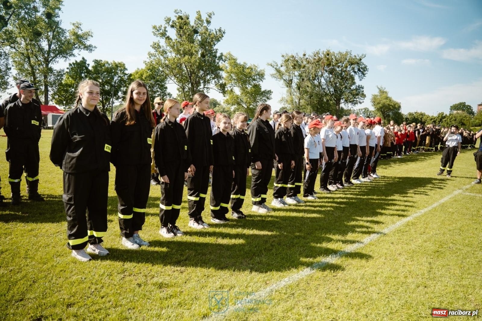 Zdjęcie w galerii na portalu naszraciborz.pl: Cztery puchary w koronie OSP Samborowice i rekord w ćwiczeniu bojowym wiadomości z regionu