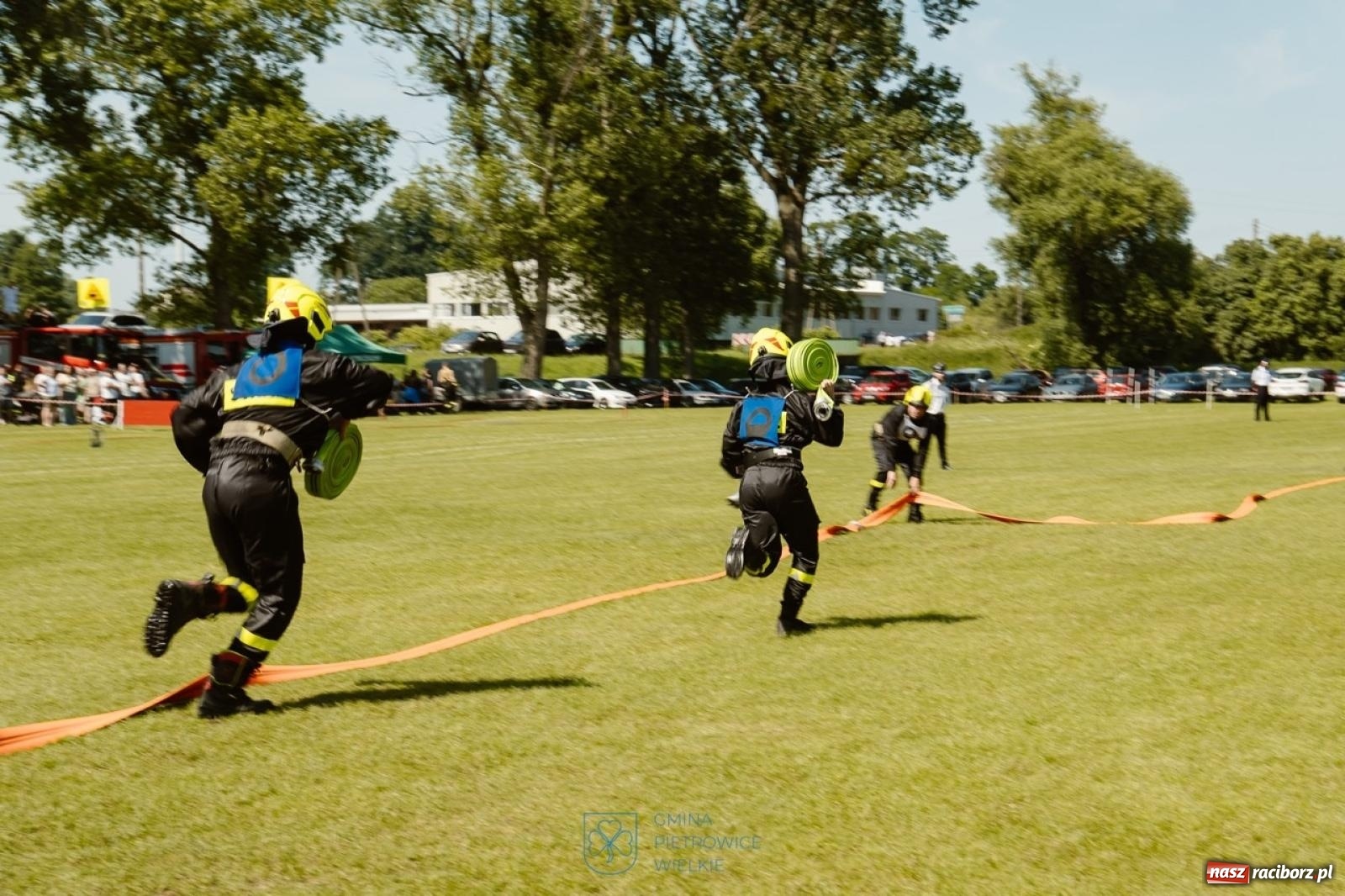 Zdjęcie w galerii na portalu naszraciborz.pl: Cztery puchary w koronie OSP Samborowice i rekord w ćwiczeniu bojowym wiadomości z regionu