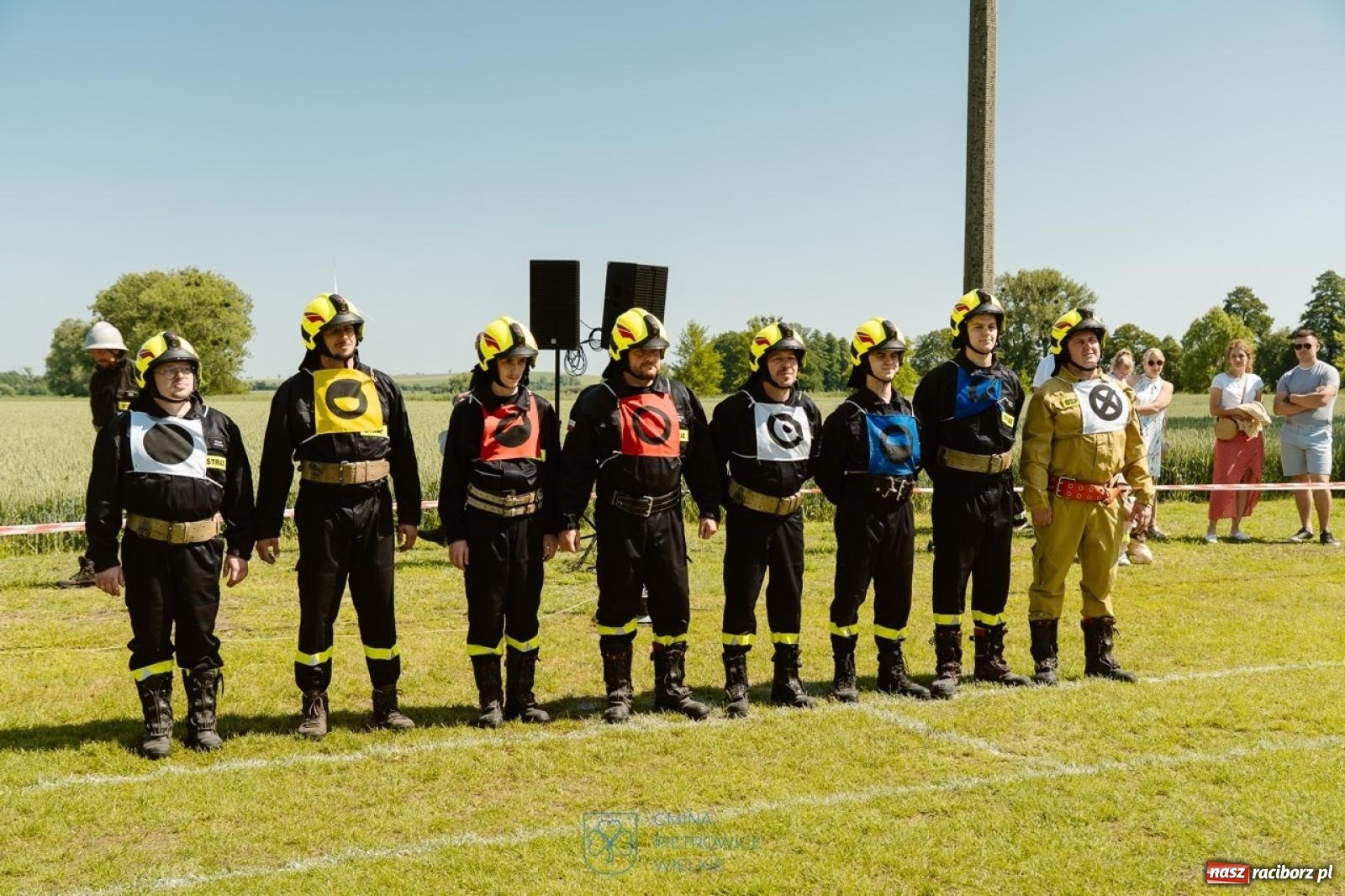Zdjęcie w galerii na portalu naszraciborz.pl: Cztery puchary w koronie OSP Samborowice i rekord w ćwiczeniu bojowym wiadomości z regionu