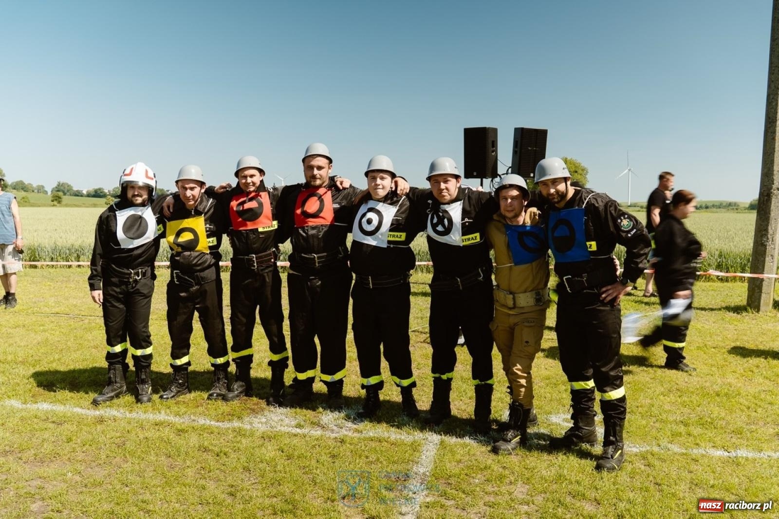 Zdjęcie w galerii na portalu naszraciborz.pl: Cztery puchary w koronie OSP Samborowice i rekord w ćwiczeniu bojowym wiadomości z regionu