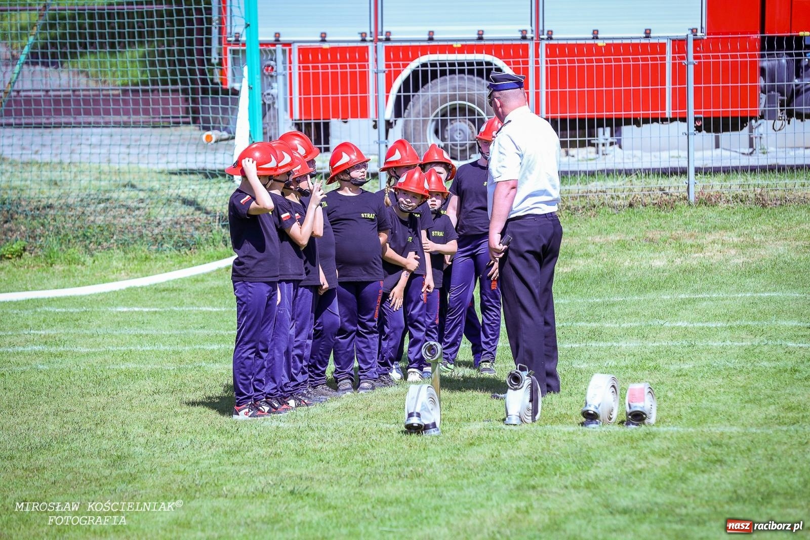 Zdjęcie w galerii na portalu naszraciborz.pl: Gminne zawody sportowo-pożarnicze w Rudniku. O wygranej zdecydowała sekunda [FOTO] wiadomości z regionu