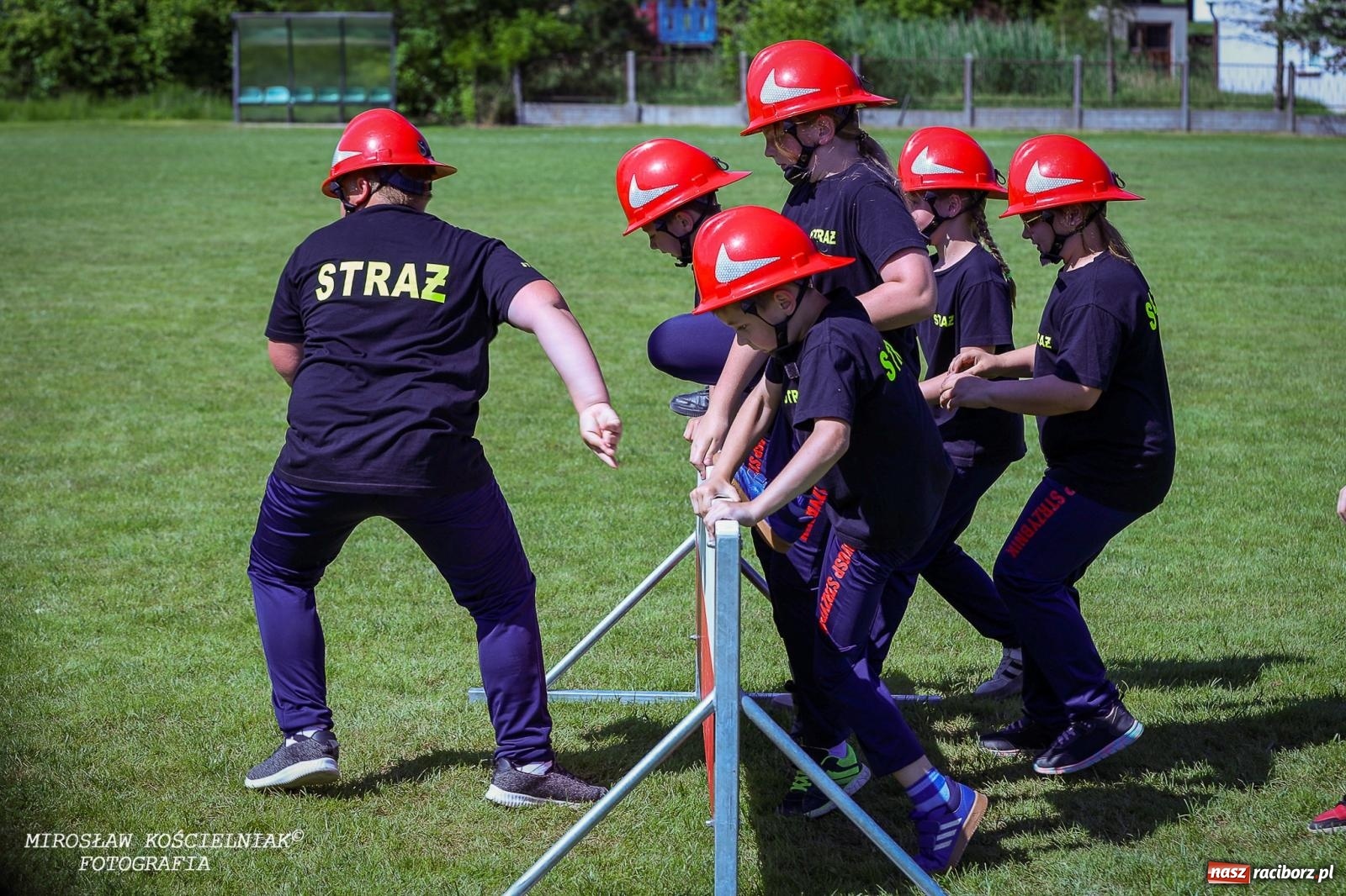 Zdjęcie w galerii na portalu naszraciborz.pl: Gminne zawody sportowo-pożarnicze w Rudniku. O wygranej zdecydowała sekunda [FOTO] wiadomości z regionu