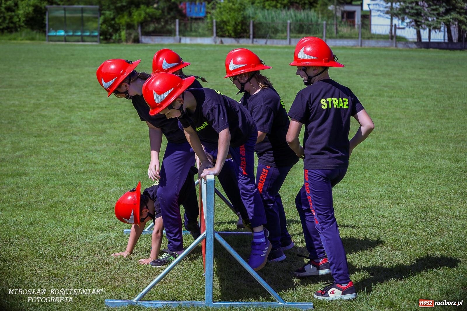 Zdjęcie w galerii na portalu naszraciborz.pl: Gminne zawody sportowo-pożarnicze w Rudniku. O wygranej zdecydowała sekunda [FOTO] wiadomości z regionu