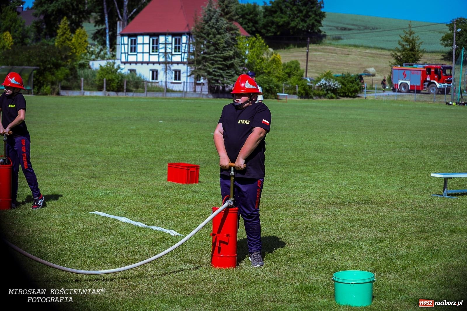 Zdjęcie w galerii na portalu naszraciborz.pl: Gminne zawody sportowo-pożarnicze w Rudniku. O wygranej zdecydowała sekunda [FOTO] wiadomości z regionu