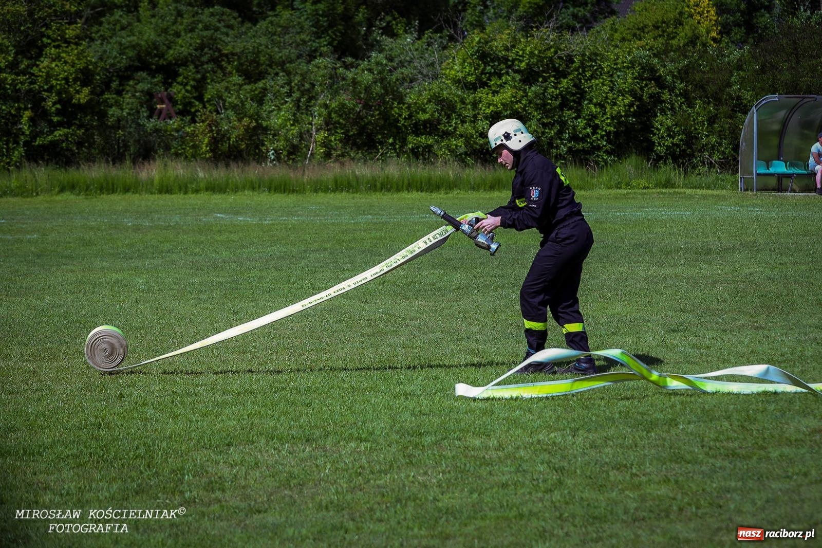 Zdjęcie w galerii na portalu naszraciborz.pl: Gminne zawody sportowo-pożarnicze w Rudniku. O wygranej zdecydowała sekunda [FOTO] wiadomości z regionu