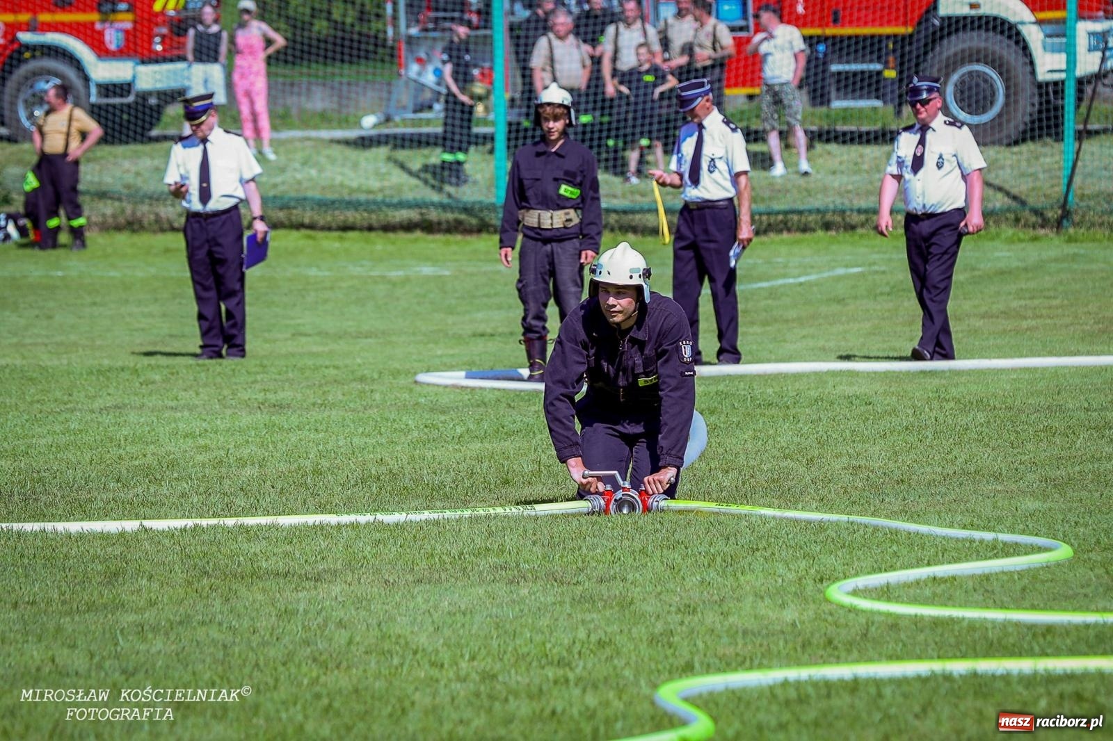 Zdjęcie w galerii na portalu naszraciborz.pl: Gminne zawody sportowo-pożarnicze w Rudniku. O wygranej zdecydowała sekunda [FOTO] wiadomości z regionu