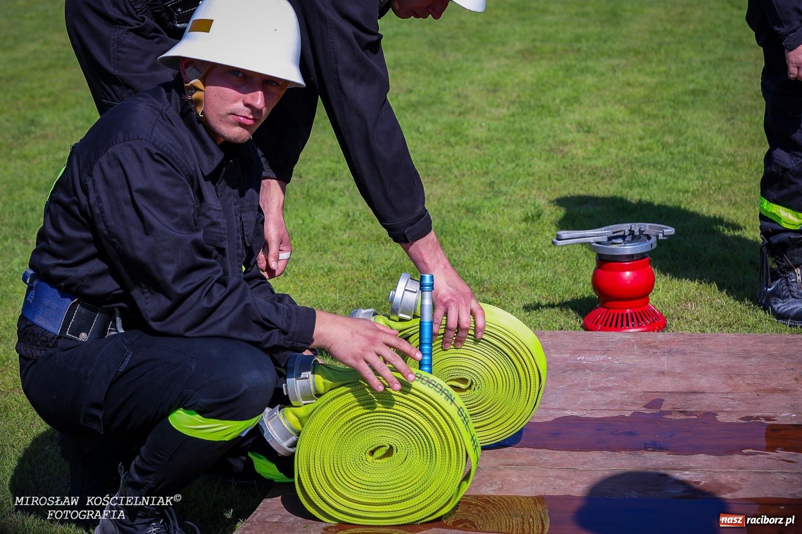 Zdjęcie w galerii na portalu naszraciborz.pl: Gminne zawody sportowo-pożarnicze w Rudniku. O wygranej zdecydowała sekunda [FOTO] wiadomości z regionu