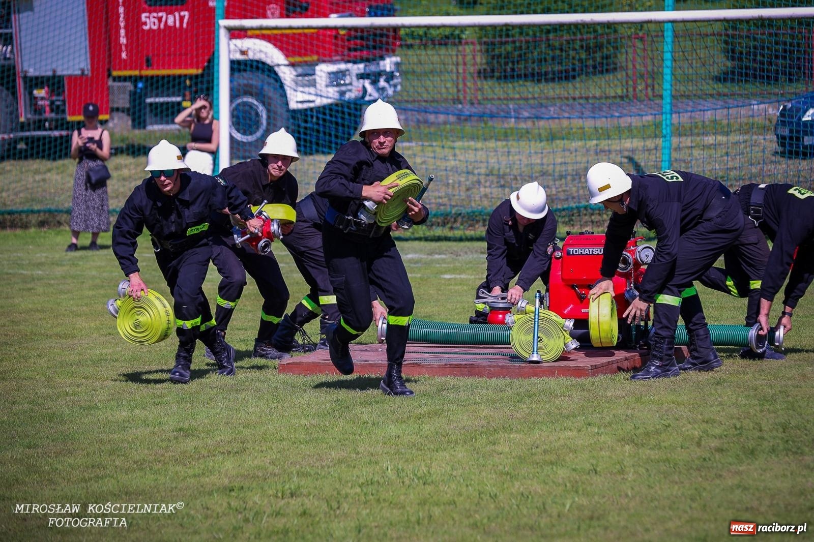 Zdjęcie w galerii na portalu naszraciborz.pl: Gminne zawody sportowo-pożarnicze w Rudniku. O wygranej zdecydowała sekunda [FOTO] wiadomości z regionu