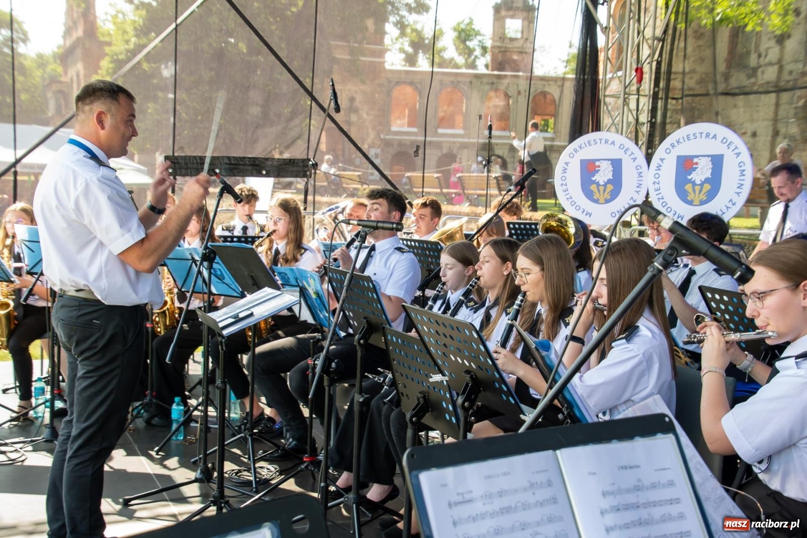Zdjęcie w galerii na portalu naszraciborz.pl: X Międzynarodowy Festiwal Orkiestr Dętych w Gminie Krzyżanowice [FOTO i WIDEO] wiadomości z regionu