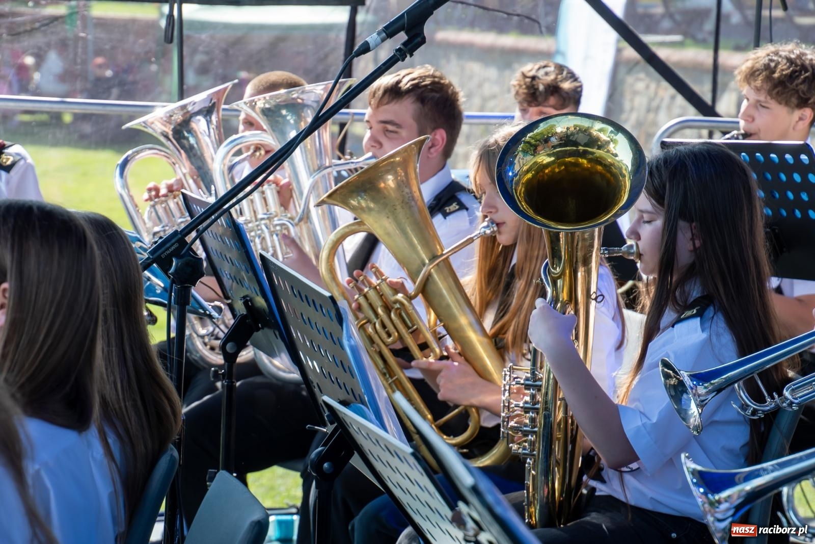 Zdjęcie w galerii na portalu naszraciborz.pl: X Międzynarodowy Festiwal Orkiestr Dętych w Gminie Krzyżanowice [FOTO i WIDEO] wiadomości z regionu