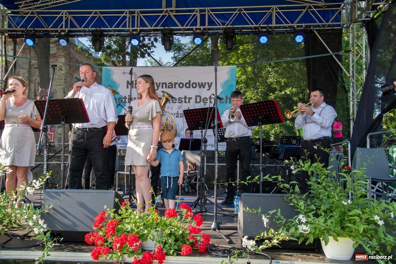 Zdjęcie w galerii na portalu naszraciborz.pl: X Międzynarodowy Festiwal Orkiestr Dętych w Gminie Krzyżanowice [FOTO i WIDEO] wiadomości z regionu