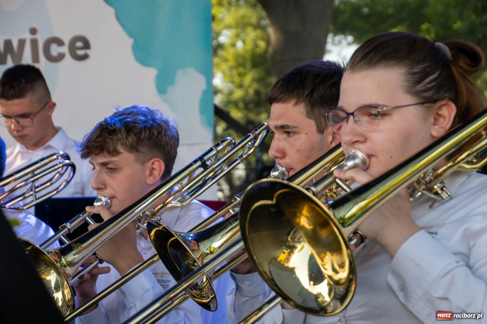 Zdjęcie w galerii na portalu naszraciborz.pl: X Międzynarodowy Festiwal Orkiestr Dętych w Gminie Krzyżanowice [FOTO i WIDEO] wiadomości z regionu