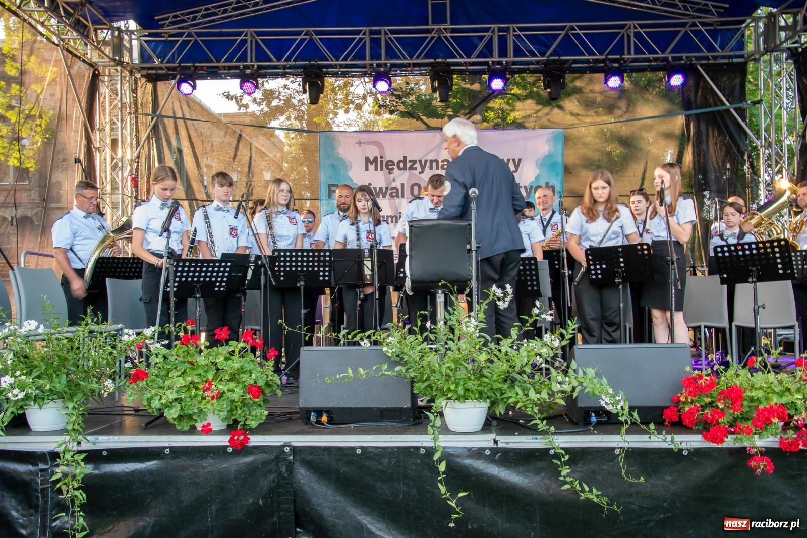 Zdjęcie w galerii na portalu naszraciborz.pl: X Międzynarodowy Festiwal Orkiestr Dętych w Gminie Krzyżanowice [FOTO i WIDEO] wiadomości z regionu