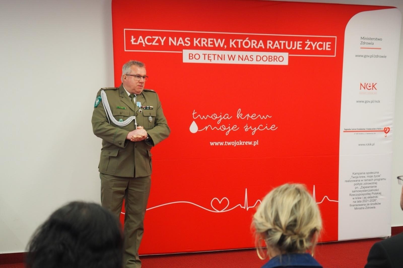 Zdjęcie w galerii na portalu naszraciborz.pl: Kropla odwagi, litry nadziei. Krwiodawcy z regionu uhonorowani przez Ministra Zdrowia wiadomości z regionu