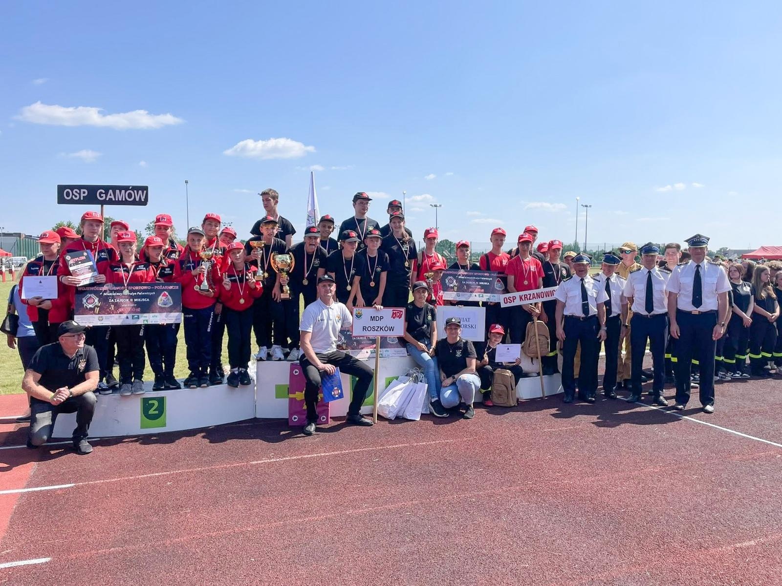 Zdjęcie w galerii na portalu naszraciborz.pl: Wojewódzkie Zawody Sportowo-Pożarnicze - Roszków, Gamów i Krzanowice na podium wiadomości z regionu