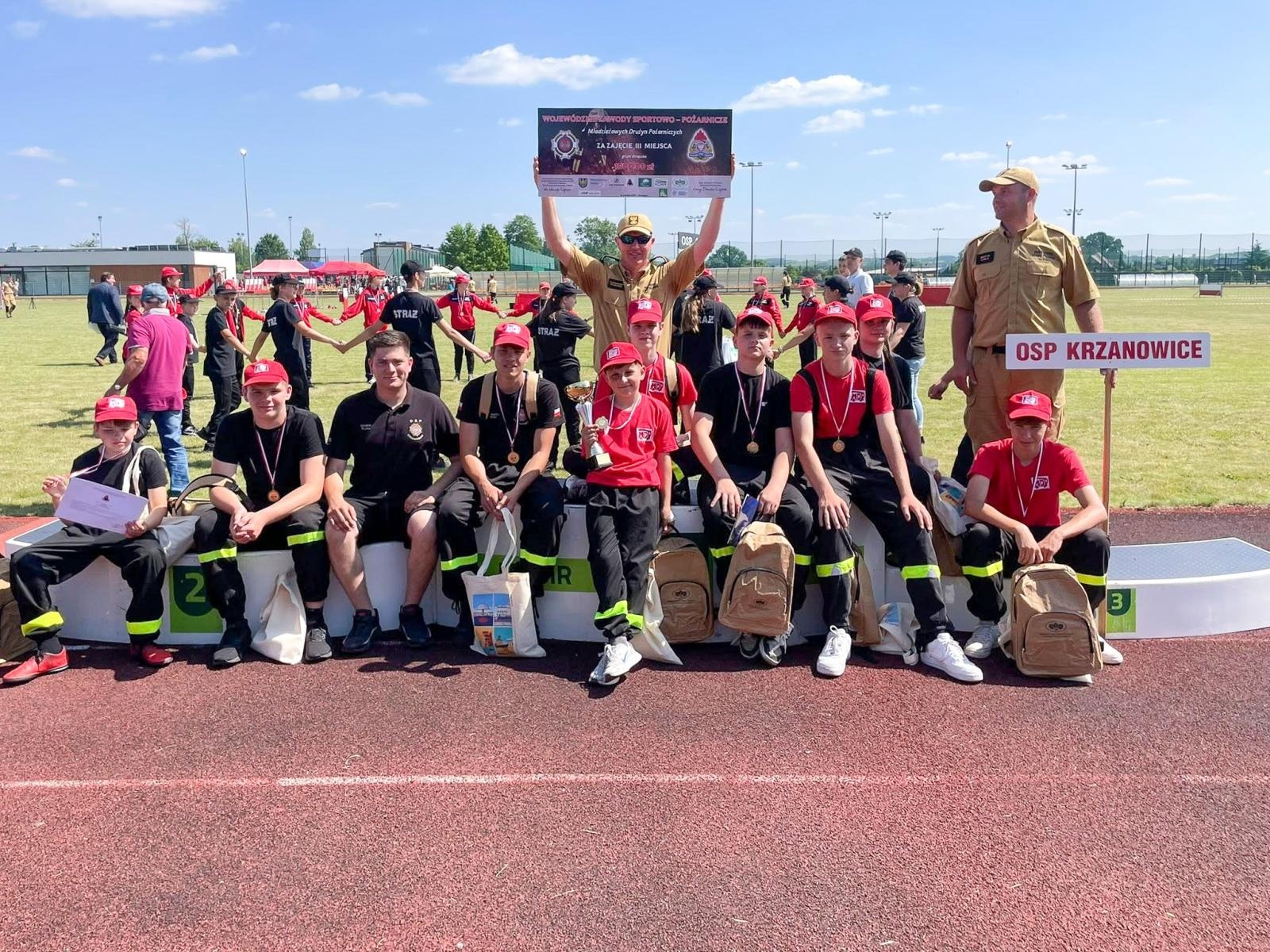 Zdjęcie w galerii na portalu naszraciborz.pl: Wojewódzkie Zawody Sportowo-Pożarnicze - Roszków, Gamów i Krzanowice na podium wiadomości z regionu