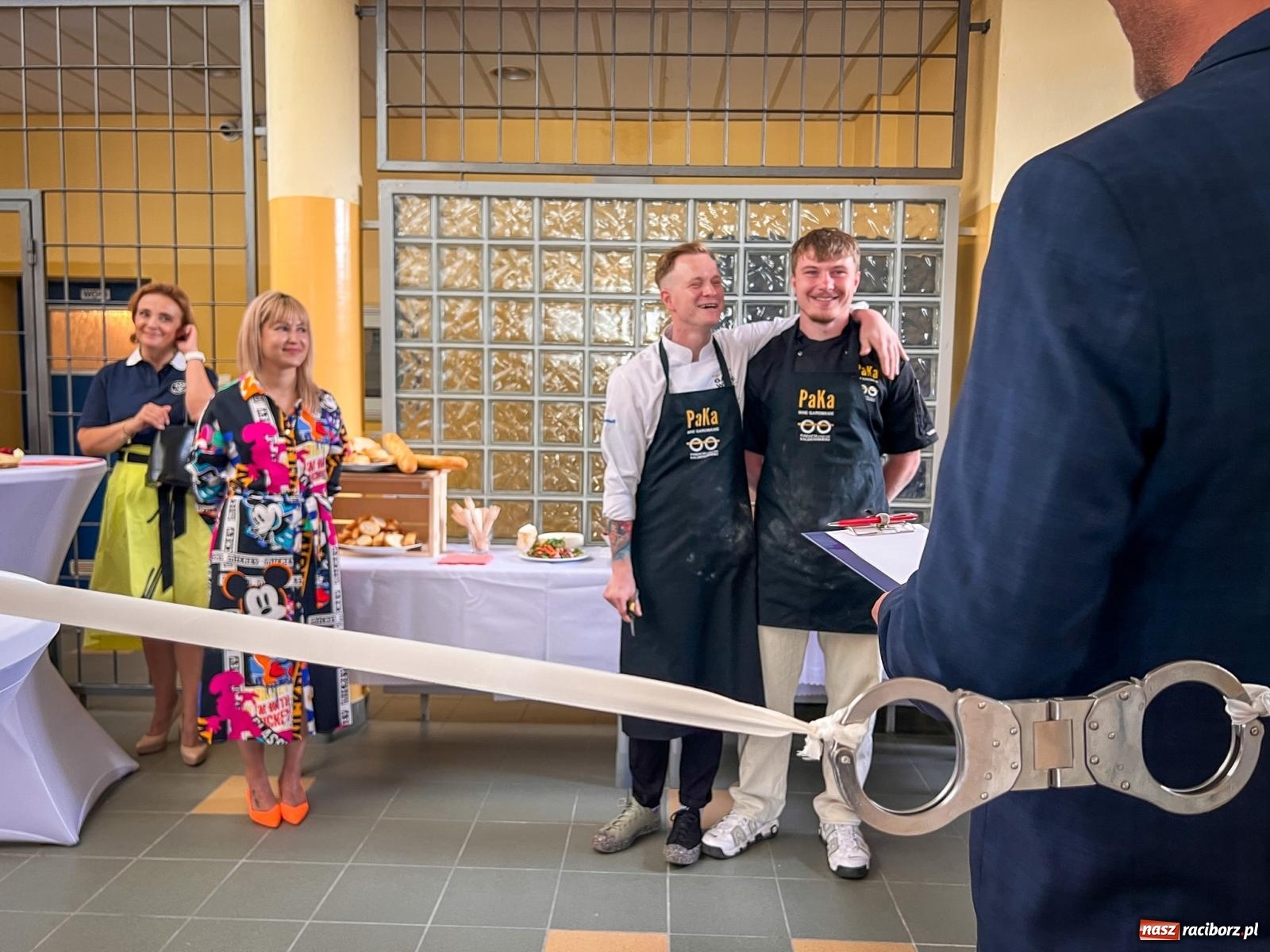 Zdjęcie w galerii na portalu naszraciborz.pl: Ktoś was nie usłyszał, ktoś was nie zobaczył. PaKa otworzyła tunel do raciborskiego poprawczaka wiadomości z regionu