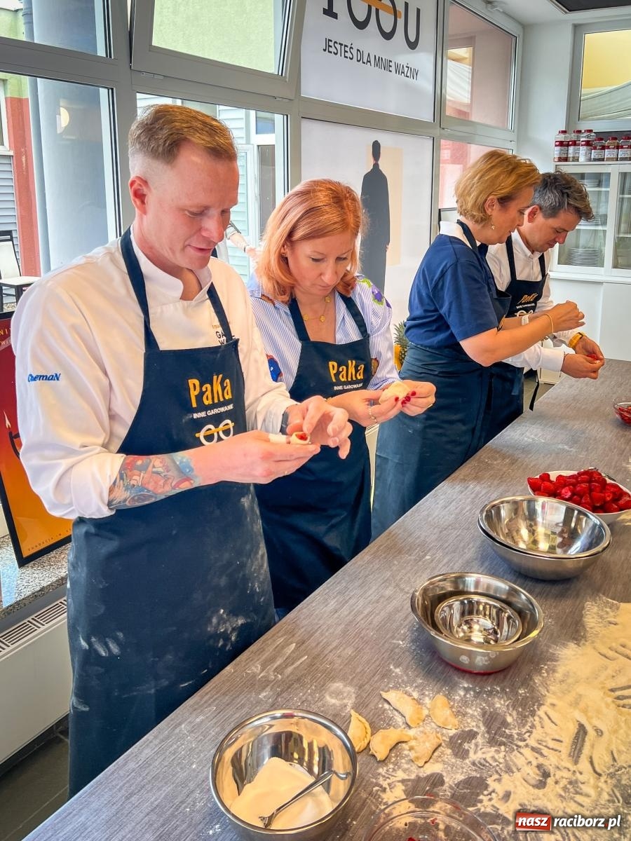 Zdjęcie w galerii na portalu naszraciborz.pl: Ktoś was nie usłyszał, ktoś was nie zobaczył. PaKa otworzyła tunel do raciborskiego poprawczaka wiadomości z regionu