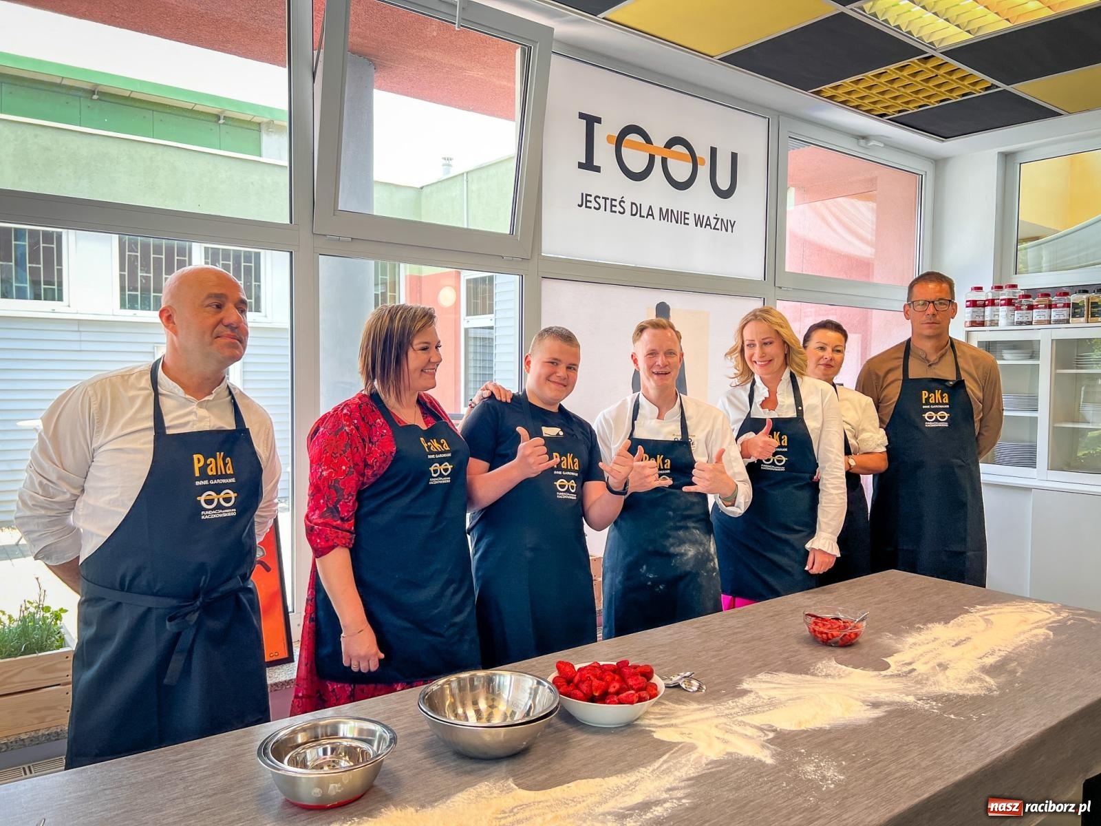 Zdjęcie w galerii na portalu naszraciborz.pl: Ktoś was nie usłyszał, ktoś was nie zobaczył. PaKa otworzyła tunel do raciborskiego poprawczaka wiadomości z regionu