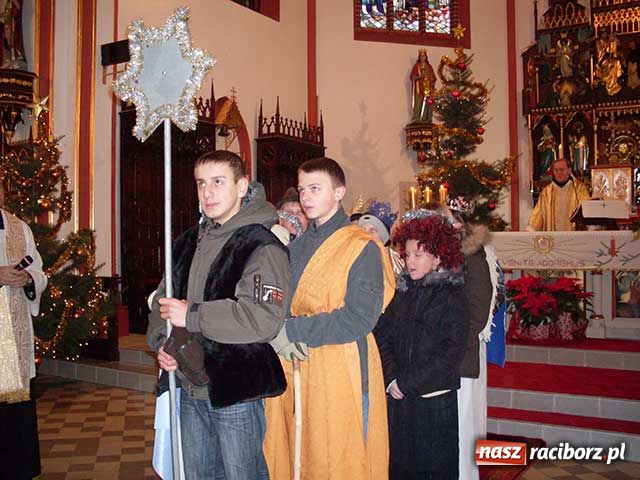 Zdjęcie w galerii na portalu naszraciborz.pl: Mędrcy świata z parafii Łubowice wiadomości z regionu