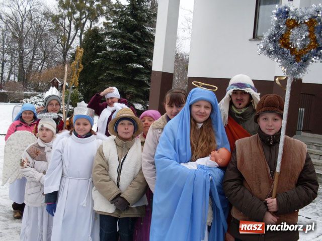 Zdjęcie w galerii na portalu naszraciborz.pl: Mędrcy świata z parafii Łubowice wiadomości z regionu