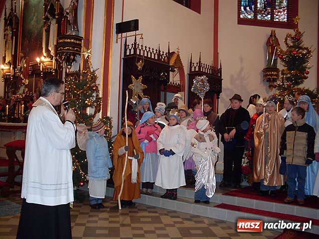 Zdjęcie w galerii na portalu naszraciborz.pl: Mędrcy świata z parafii Łubowice wiadomości z regionu