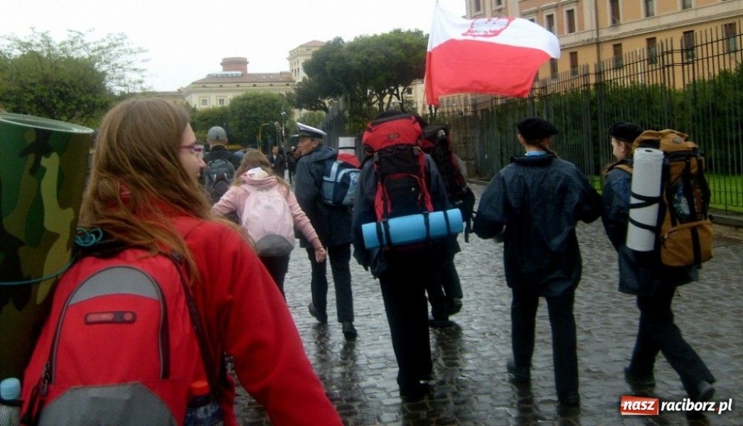 Zdjęcie w galerii na portalu naszraciborz.pl: Z Raciborza do Rzymu na beatyfikację wiadomości z regionu