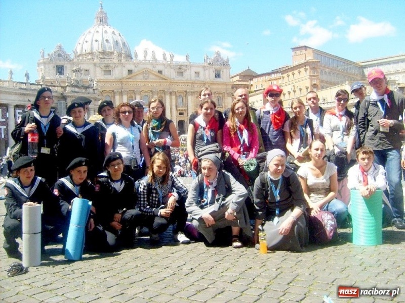 Zdjęcie w galerii na portalu naszraciborz.pl: Z Raciborza do Rzymu na beatyfikację wiadomości z regionu