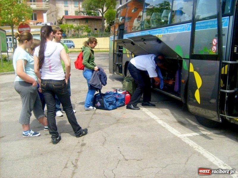 Zdjęcie w galerii na portalu naszraciborz.pl: Z Raciborza do Rzymu na beatyfikację wiadomości z regionu