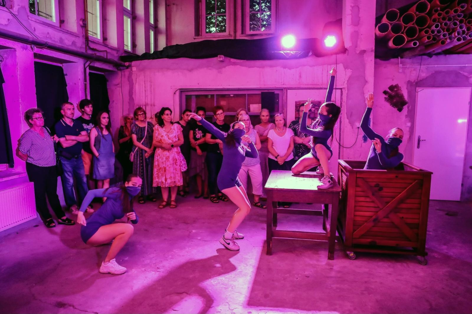 Zdjęcie w galerii na portalu naszraciborz.pl: III NOC KULTURY, czyli RCK od kulis - Pod Strzechą [ZAPROSZENIE] wiadomości z regionu