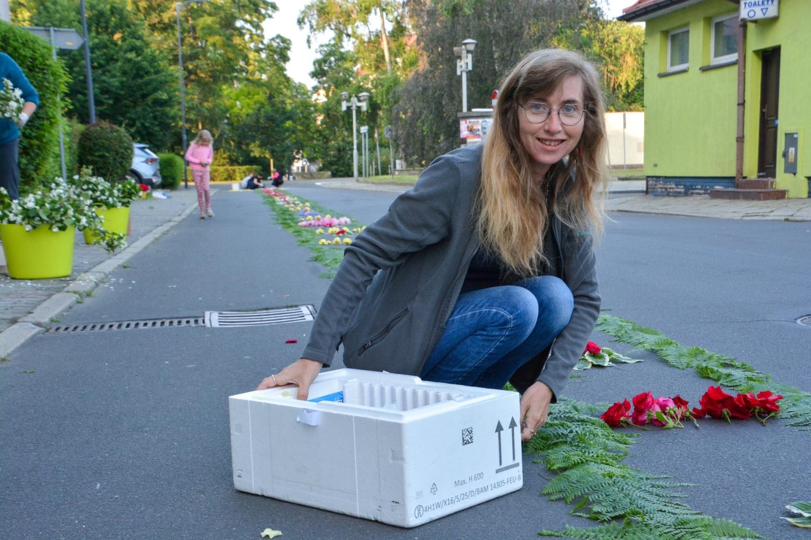 Zdjęcie w galerii na portalu naszraciborz.pl: Racibórz i powiat gotowy na Boże Ciało. Procesje, kwietne dywany i nowa trasa w parafii WNMP [FOTO i WIDEO] wiadomości z regionu