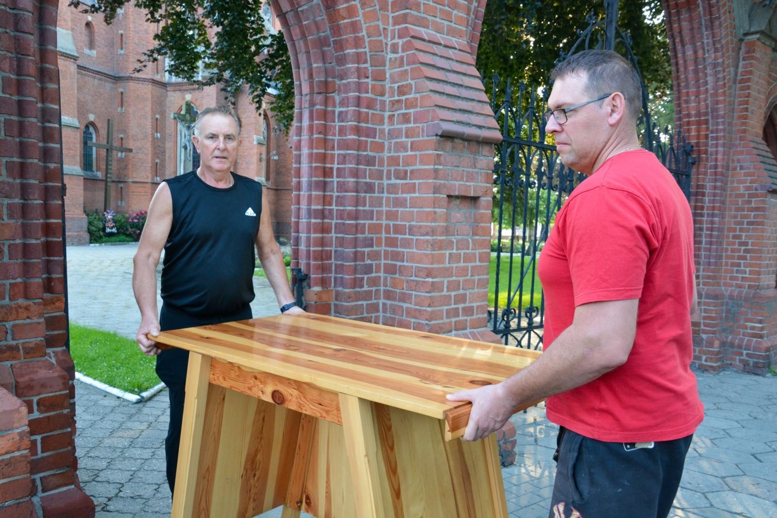 Zdjęcie w galerii na portalu naszraciborz.pl: Racibórz i powiat gotowy na Boże Ciało. Procesje, kwietne dywany i nowa trasa w parafii WNMP [FOTO i WIDEO] wiadomości z regionu