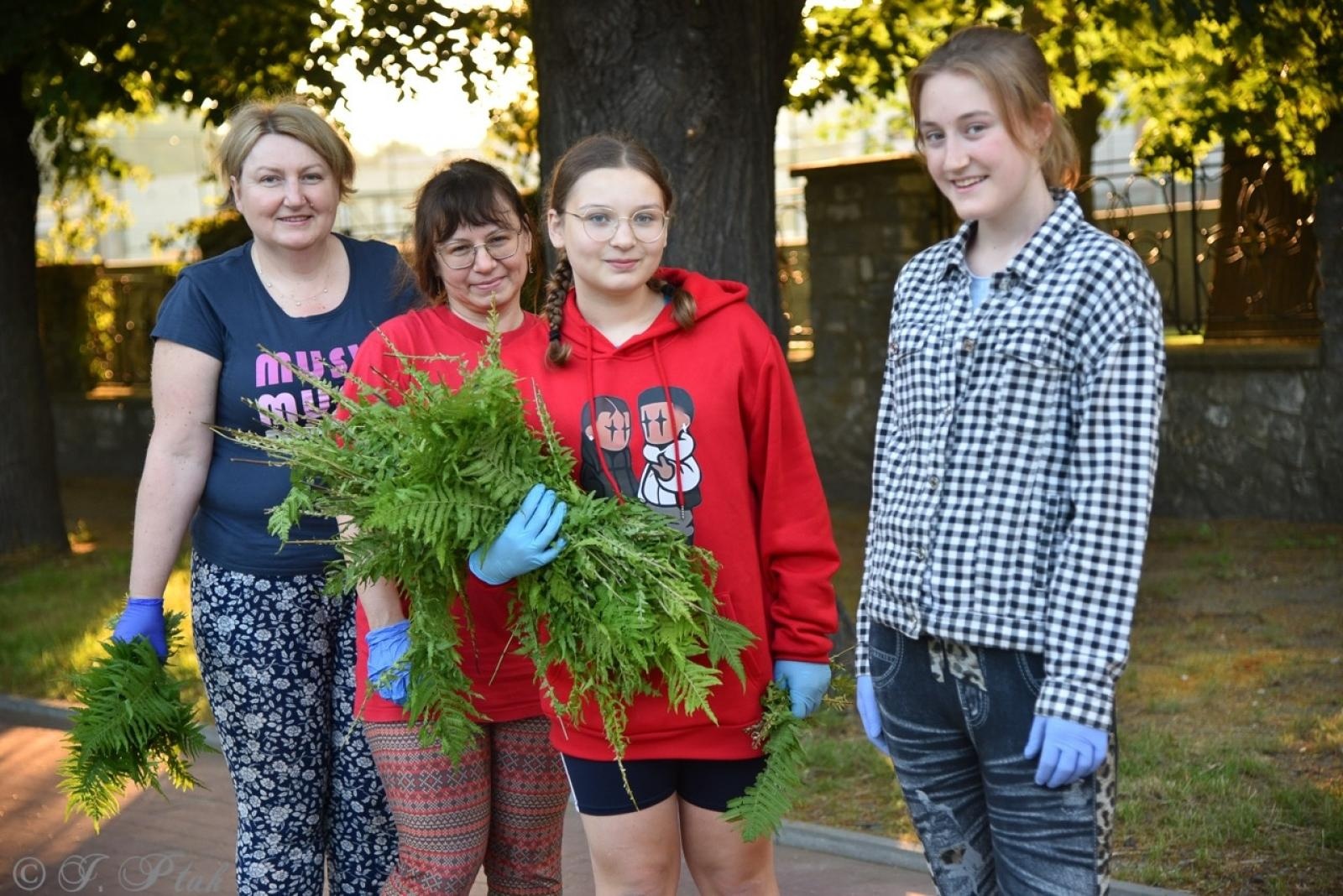 Zdjęcie w galerii na portalu naszraciborz.pl: Racibórz i powiat gotowy na Boże Ciało. Procesje, kwietne dywany i nowa trasa w parafii WNMP [FOTO i WIDEO] wiadomości z regionu