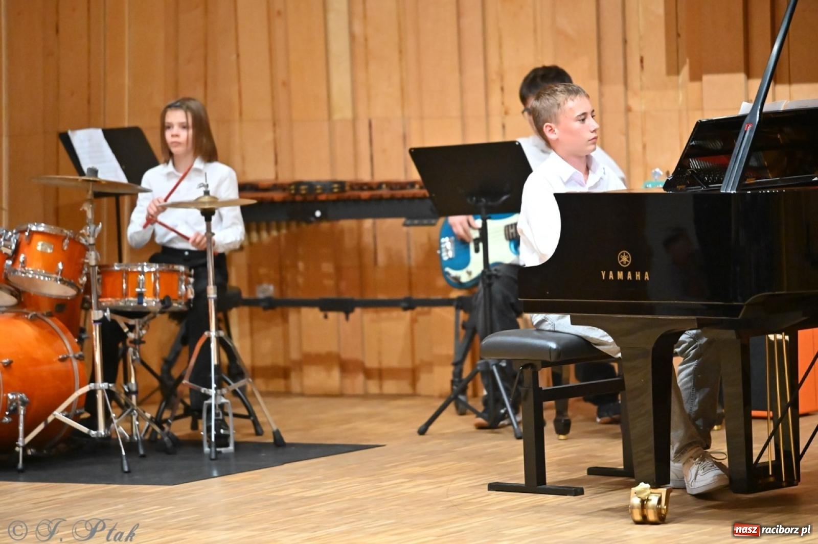 Zdjęcie w galerii na portalu naszraciborz.pl: Muzyczny finisz roku szkolnego w raciborskiej PSM wiadomości z regionu