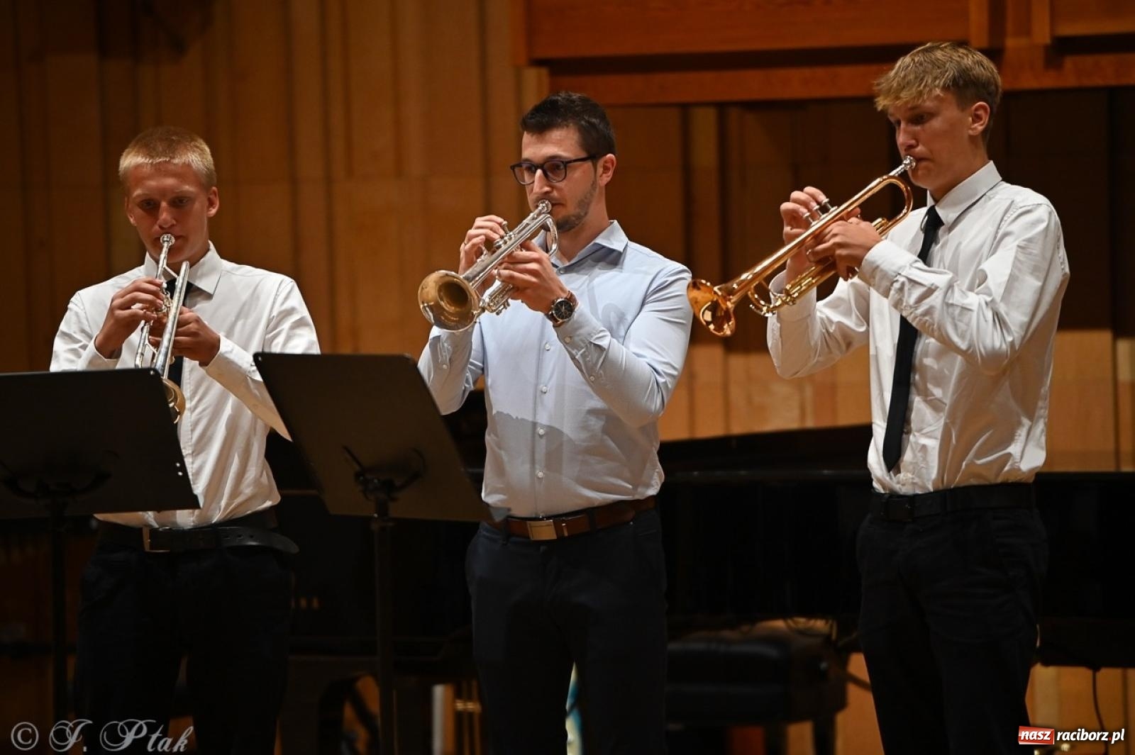 Zdjęcie w galerii na portalu naszraciborz.pl: Muzyczny finisz roku szkolnego w raciborskiej PSM wiadomości z regionu