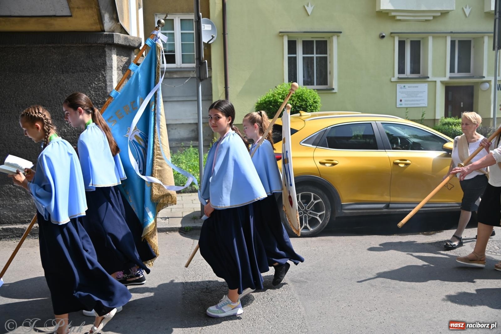 Zdjęcie w galerii na portalu naszraciborz.pl: Boże Ciało w parafii NSPJ w Raciborzu [FOTO i WIDEO] wiadomości z regionu