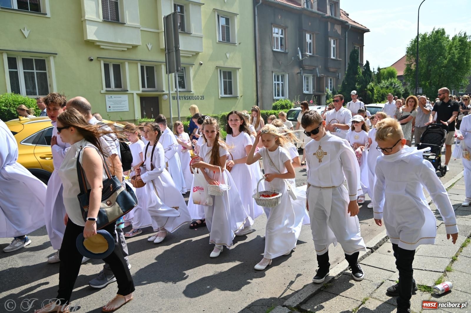 Zdjęcie w galerii na portalu naszraciborz.pl: Boże Ciało w parafii NSPJ w Raciborzu [FOTO i WIDEO] wiadomości z regionu