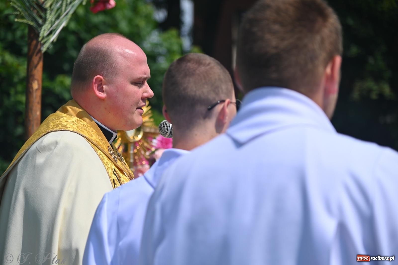 Zdjęcie w galerii na portalu naszraciborz.pl: Boże Ciało w parafii NSPJ w Raciborzu [FOTO i WIDEO] wiadomości z regionu