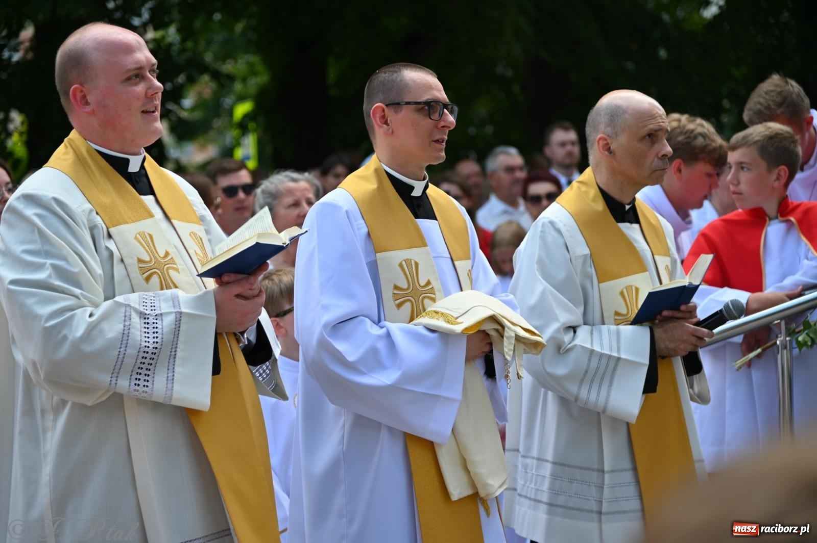 Zdjęcie w galerii na portalu naszraciborz.pl: Boże Ciało w parafii NSPJ w Raciborzu [FOTO i WIDEO] wiadomości z regionu