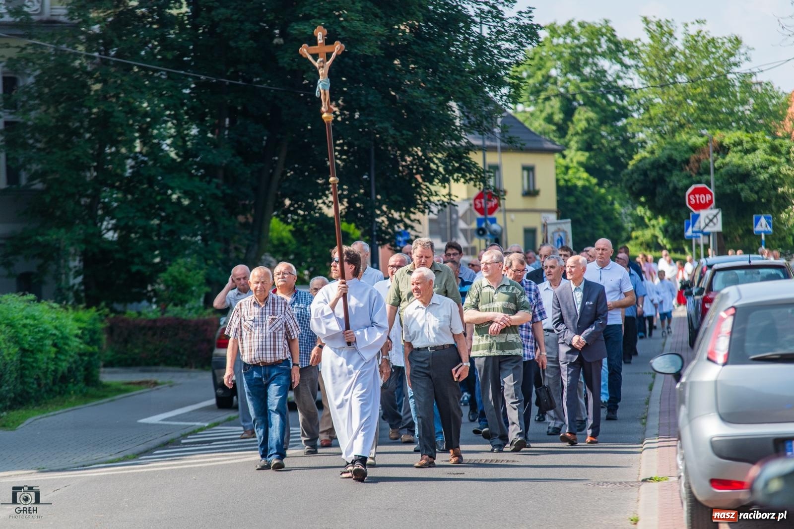 Zdjęcie w galerii na portalu naszraciborz.pl: Boże Ciało w parafii WNMP w Raciborzu – nowa trasa procesji i przypomnienie genezy święta wiadomości z regionu