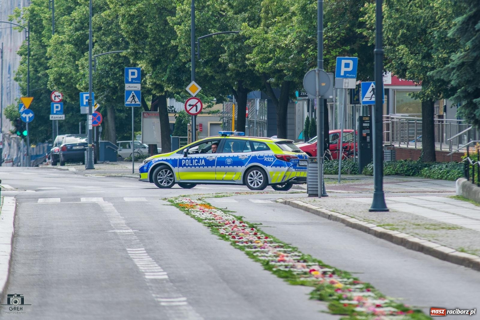 Zdjęcie w galerii na portalu naszraciborz.pl: Boże Ciało w parafii WNMP w Raciborzu – nowa trasa procesji i przypomnienie genezy święta wiadomości z regionu