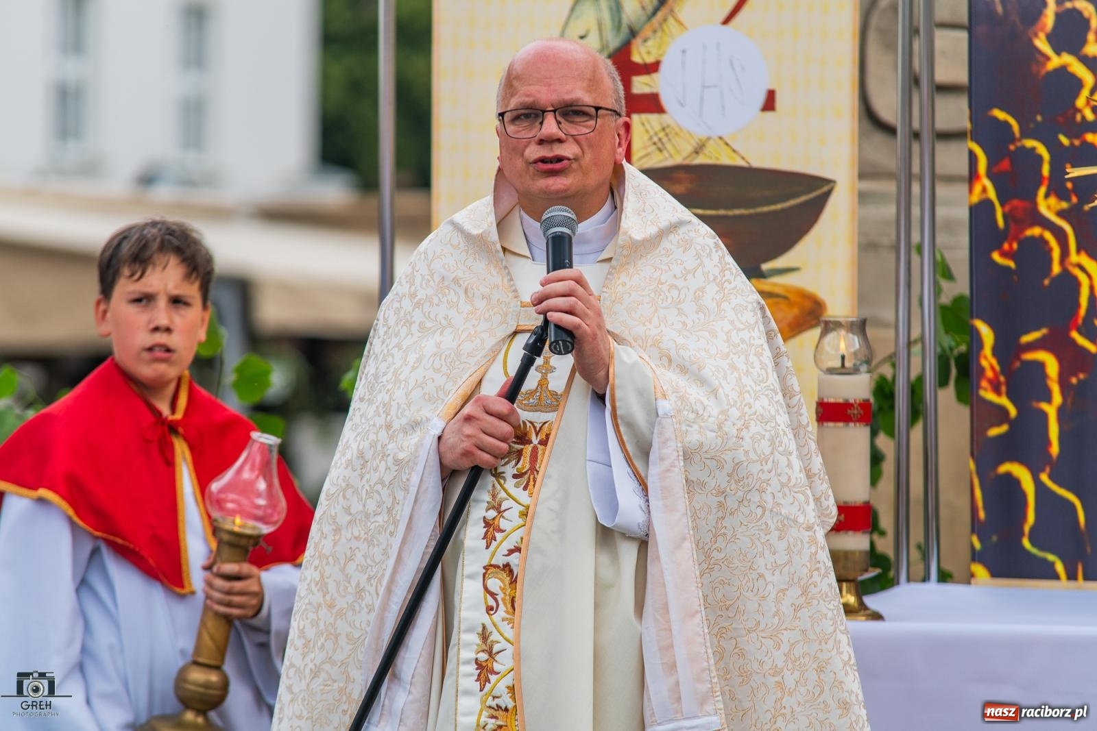 Zdjęcie w galerii na portalu naszraciborz.pl: Boże Ciało w parafii WNMP w Raciborzu – nowa trasa procesji i przypomnienie genezy święta wiadomości z regionu